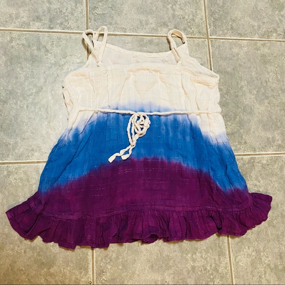 Glittery Sleeveless Top - Picture 3 of 3